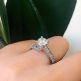 1 Carat Round Cut Moissanite Ring