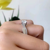 Criss Cross Band Ring