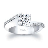 Classic Round Engagement Ring