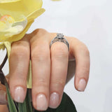 Criss Cross Ring