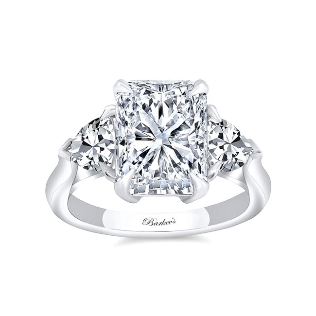 Barkev's 3.5 Carat Radiant Cut Diamond Ring 8322L