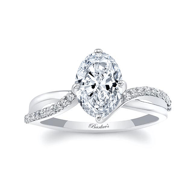 4 Reasons to Choose Oval Engagement Rings