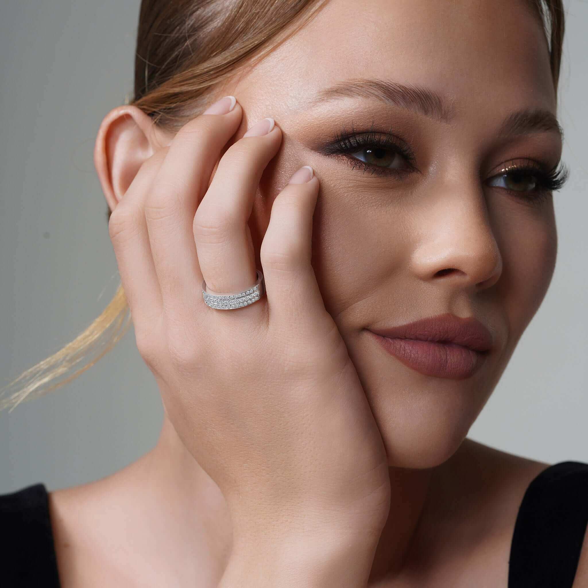 How to choose the perfect wedding band