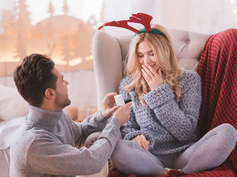 Christmas Engagement Rings for a Special Winter Proposal