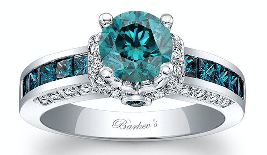 Buying an Engagement Ring Online: How to Make the Best Decision