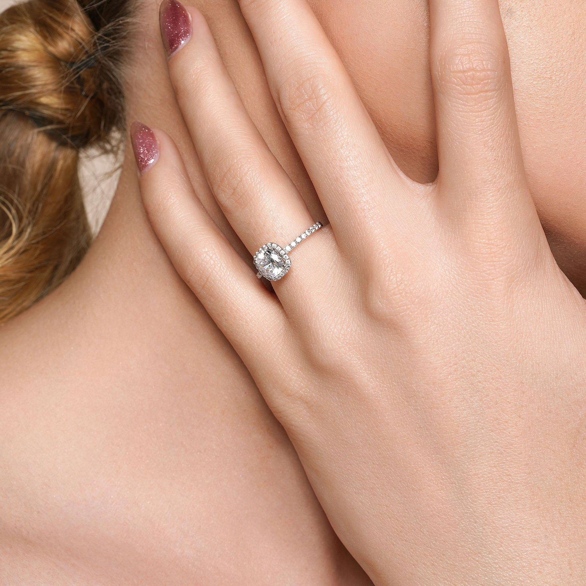 Cushion Cut Diamond Engagement Rings