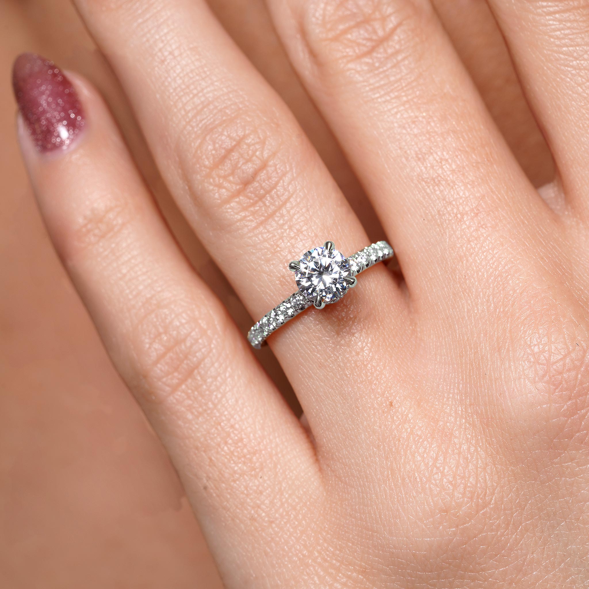 Round Diamond Engagement Rings