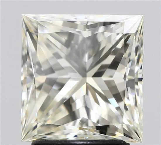 2.50ct Princess Natural Diamond (Colour J, Clarity VS2, IGI Certified)