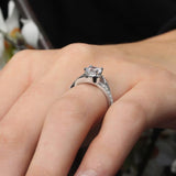 Simple 1 Carat Round Diamond Ring