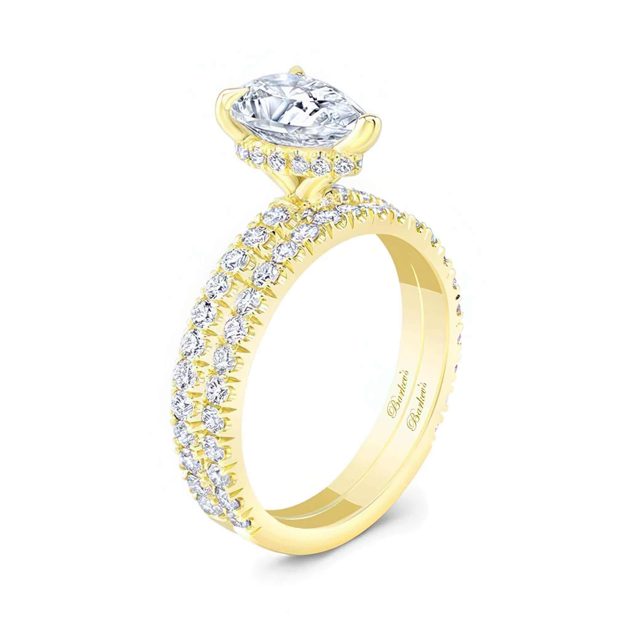 Pear Shape Moissanite Wedding Set