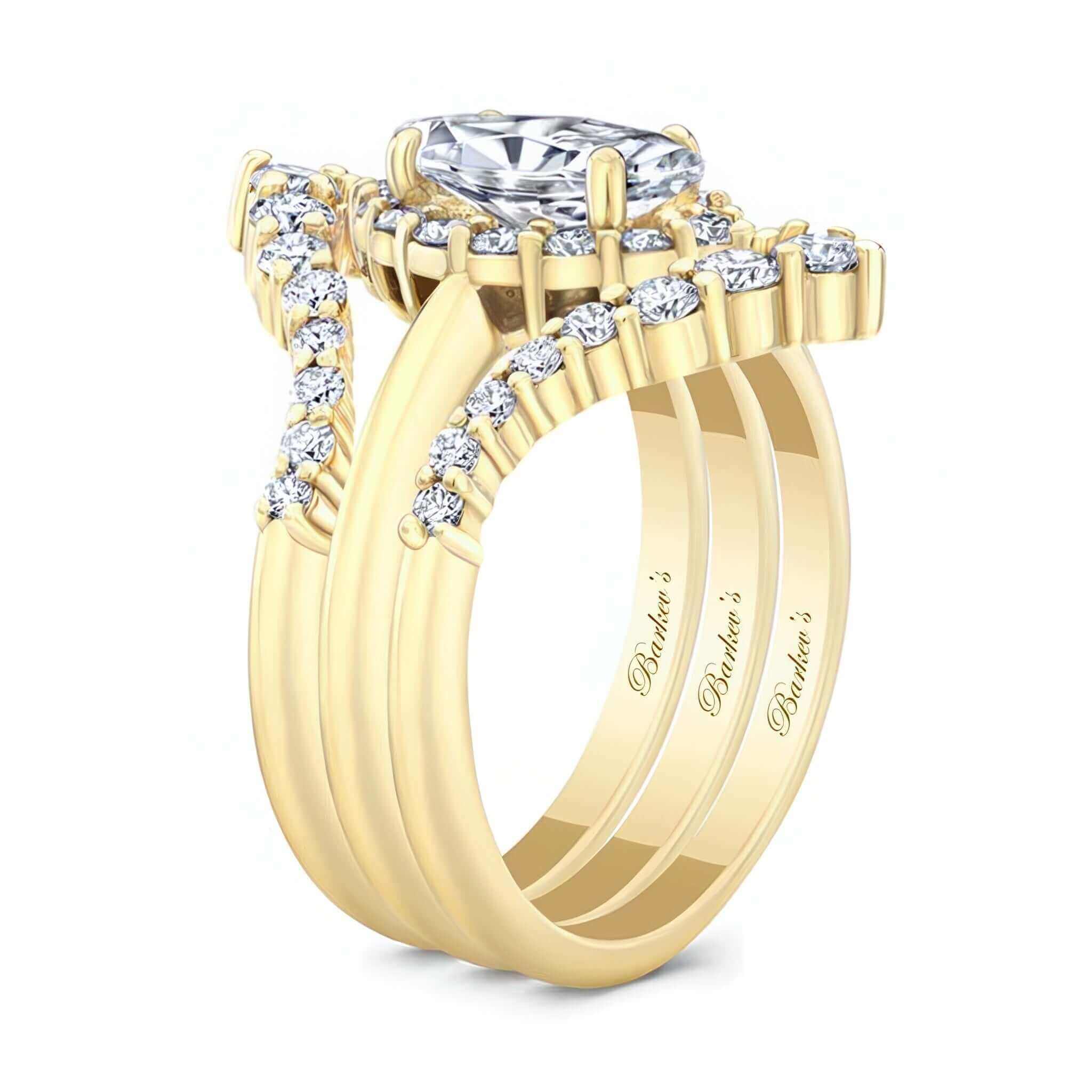 Marquise Cut Diamond Wedding Set With 2 Bands