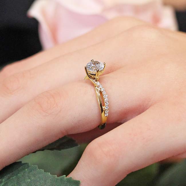 18K Yellow Gold Twisted Moissanite Engagement Ring