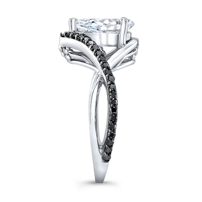  Unique Pear Shaped Moissanite Black Diamond Accent Ring Image 7