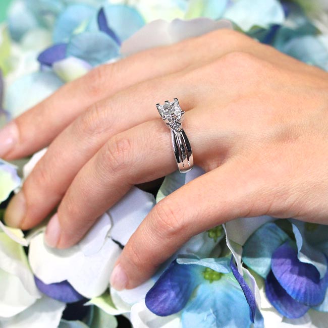 White Gold Wide Shank Ring Image 3