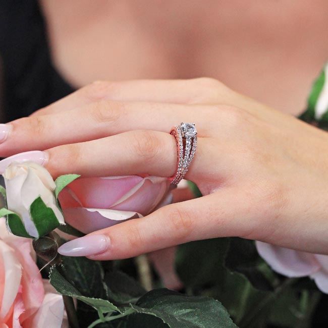 White Rose Gold Art Deco Diamond Ring Image 5