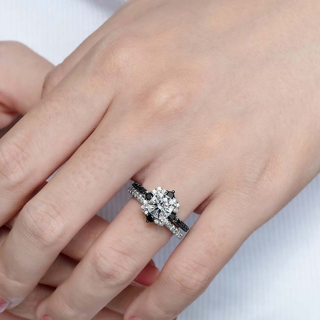 Halo Cushion Cut Lab Diamond Wedding Ring Set With Black Diamonds Image 3