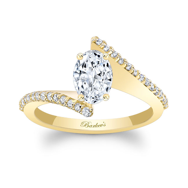 Yellow Gold Oval Lab Grown Diamond Ring