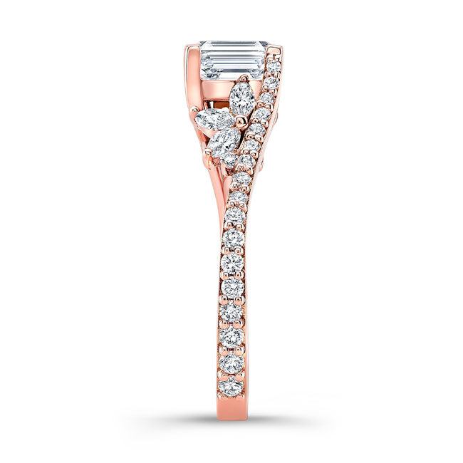 Rose Gold 1 Carat Radiant Cut Diamond Ring Image 3