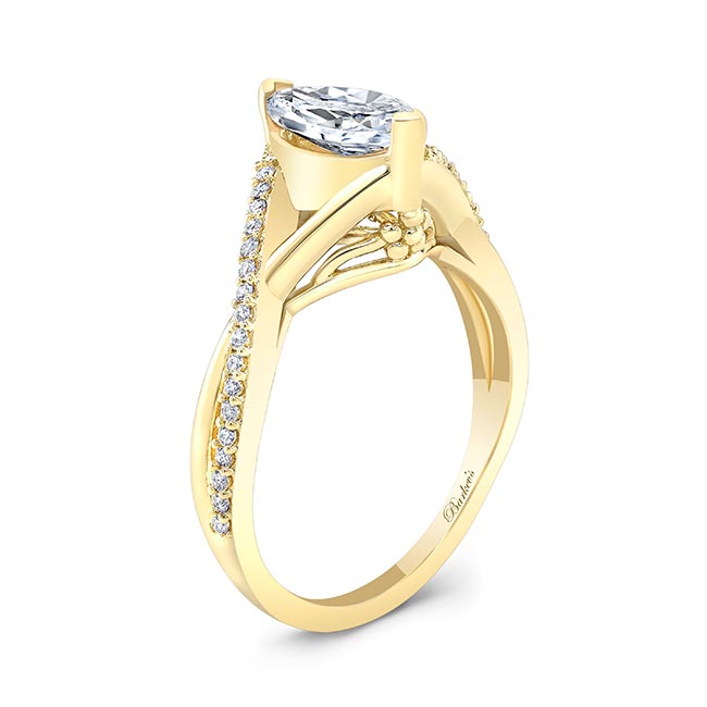 Yellow Gold 1 Carat Marquise Lab Grown Diamond Ring Image 2