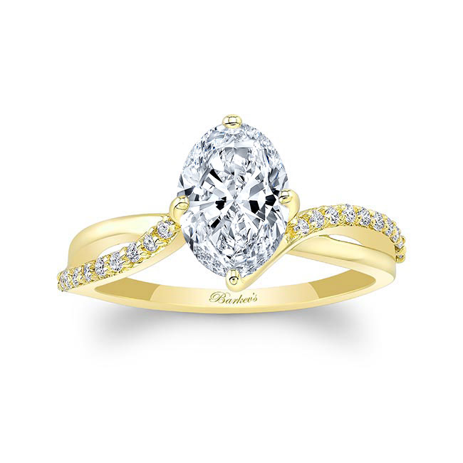 Oval Engagement Ring With Twisted Band