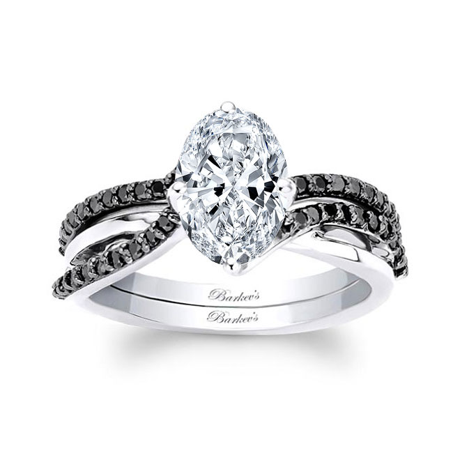 Oval Lab Diamond Twist Bridal Set With Black Diamonds