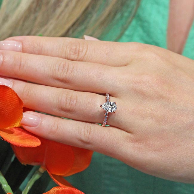 Rose Gold Pear Shape Diamond Ring Image 3