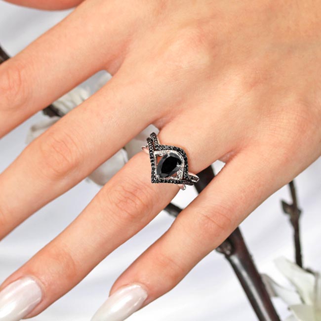 Unique Pear Shaped Black Diamond Wedding Set Image 2