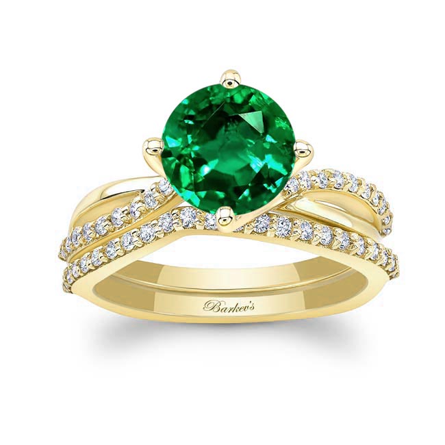 Yellow Gold 2 Carat Twisted Emerald And Diamond Bridal Set