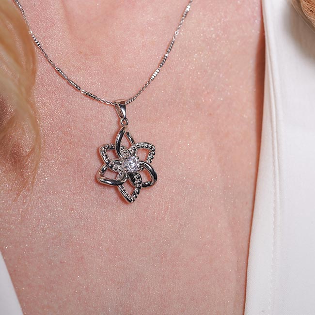 Moissanite Flower Necklace Image 3